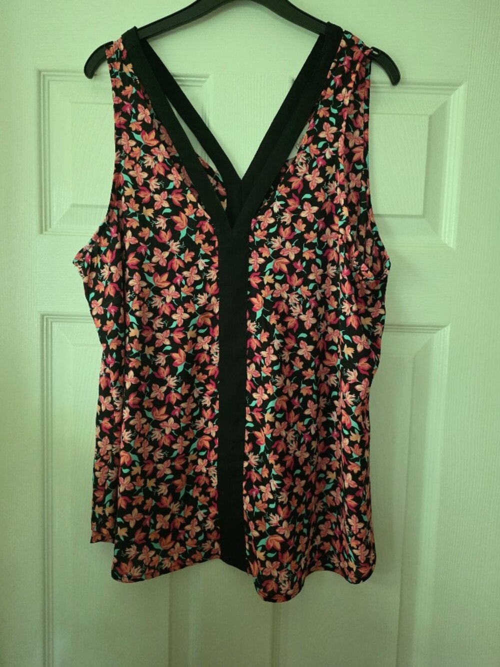 Candie's pink print sleeveless top